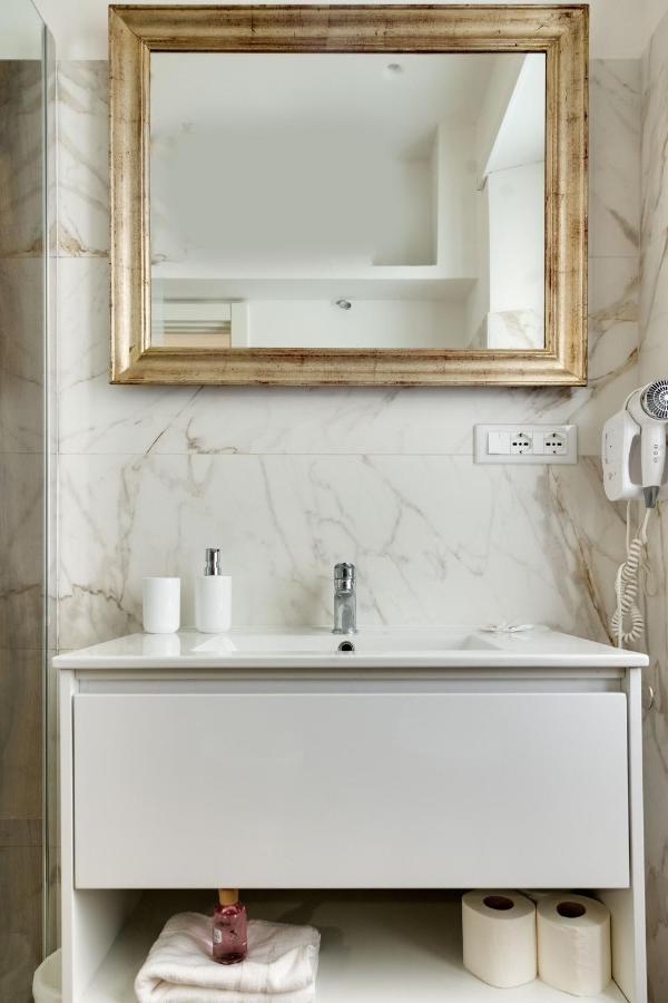 Clavdia Flat Monti Hotel Rome Luaran gambar
